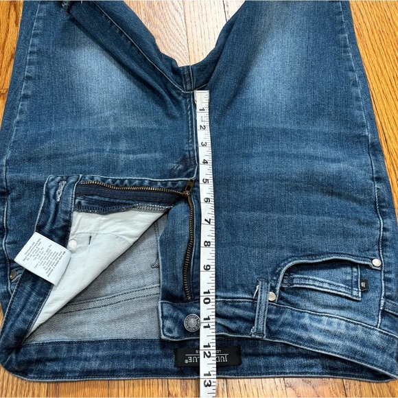 Judy Blue Y2K High Waist Raw Hem Bermuda Denim Blue Jean Shorts women's 11/30 - Picture 10 of 14